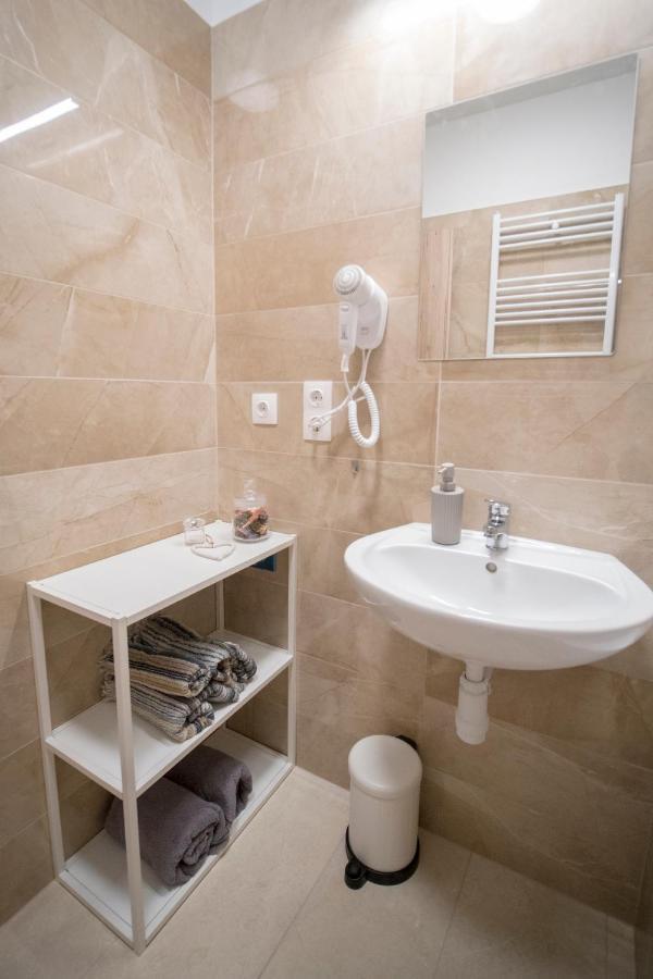 K106 Klapka Apartment ブダペスト エクステリア 写真
